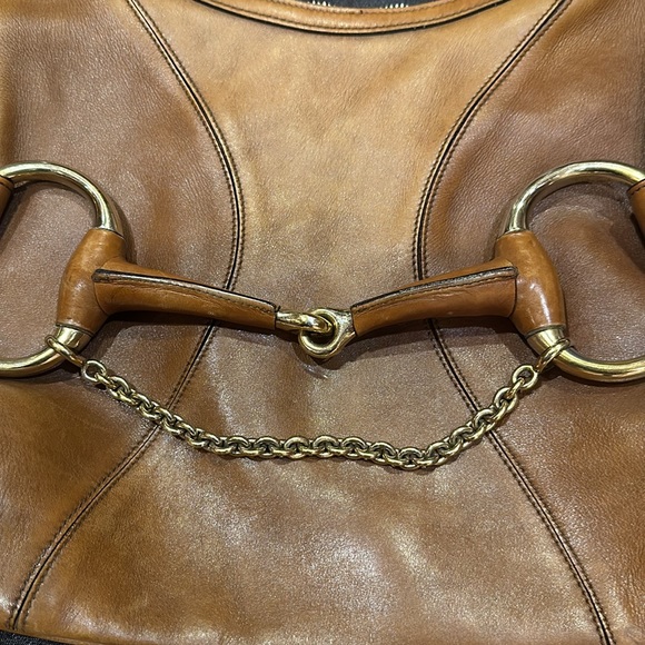 AUTHENTIC GUCCI TAN LEATHER HORSE BIT CHAIN HOBO STYLE HANDBAG PURSE & DUST BAG - Picture 5 of 16
